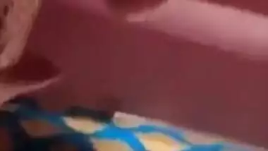 Desi maid sucks her boss' XXX tool on camera to earn some promotion