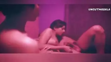 Hot Indian - Bhabhi Or Uski Bhen Dono Ko Ek Sath Choda
