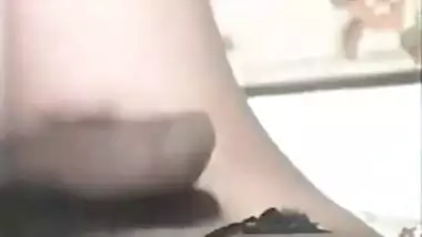 Sexy Mallu Aunty’s Telugu sex video with her son’s friend