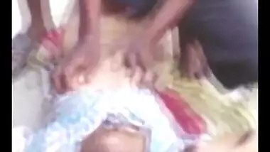 Etawa Ki Desi Raand - Movies.