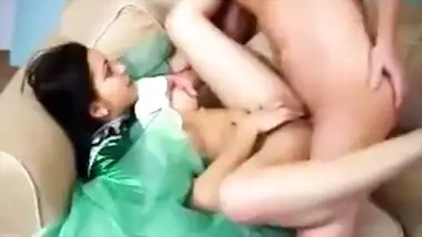 Bangalore dost ki bibi se Hindi me gandi baat karke sex