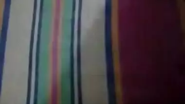 Man authorizes Desi wife to strip filming her putting hair in ponytail