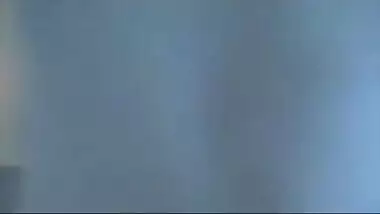 Indian sex porn video of a desi bhabhi giving a nice blowjob to lover