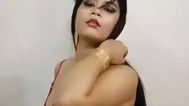 Supr Hotty model