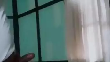 Alone Desi XXX sister sucking her horny brother’s big dick MMS