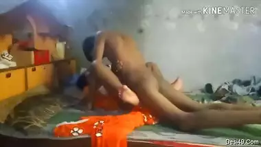 Chick lives in India and gets drilled by her XXX obsessed boyfriend