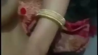 Devar enjoys Bhabhi’s milky boobs and tight chut in desi mms