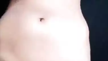 Young desi hot babe showing her boobs and pussy part 1
