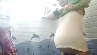 Pregnant Wife Record Her Bathing Video For Hubby