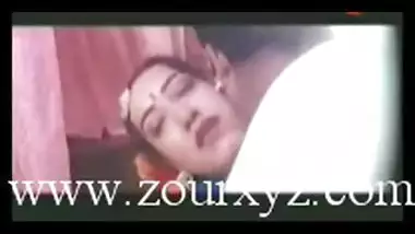 eilek mallu girl seduced and enjoyed by hot guy in interview in mallu