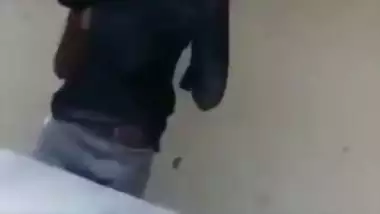 Outdoor xxx MMS of a college couple fucking behind the college