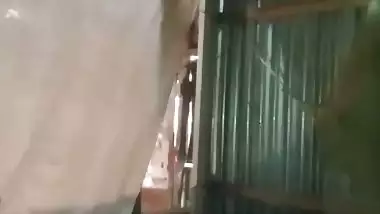 Man fills a brothel whore’s cunt with cum in Bangla sex