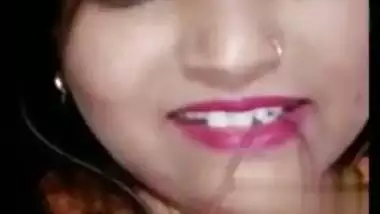 Desi XXX girl shows off juicy boobs during video call that is MMS