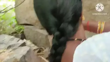 Indian outdoor sex of Nephew fucking his aunt in the bush