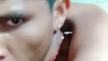 Newly-married couple sex MMS