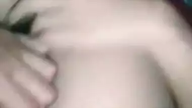 Desi girl in red wears no panties to have pussy scored in XXX video