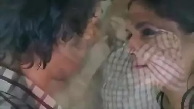 Ek Raat Maami Kai Sath Hot Desi Sex And Romance In Urdu Lang