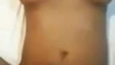 Desi MILF is fucked by Pakistani Randi lover on cam in private XXX show