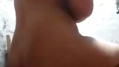 Today Exclusive- Sexy Paki Bhabhi Record Her Nude Selfie