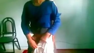 Desi bangla SSC students fuck in Class muslim suck doggy