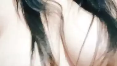 Desi Girl Showing Big Boobs