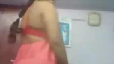South Indian chubby girl strip tease video