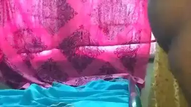 Tamil aunty telugu aunty kannada aunty malayalam aunty Kerala aunty hindi bhabhi horny desi north indian south indian horny vanitha wearing saree scho