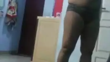 tamil desi wife sexy nude after bath