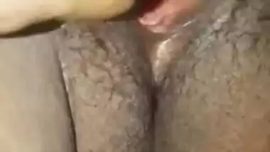 Man had nothing to do and so he filmed porn with Indian MILF's muff