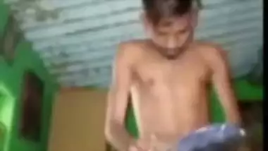 Desi mms video of chick caught drilled by Indian lover in doggystyle