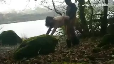 Desi bhabhi outdoor beach public blowjob and doggystyle pussy fucking POV Indian