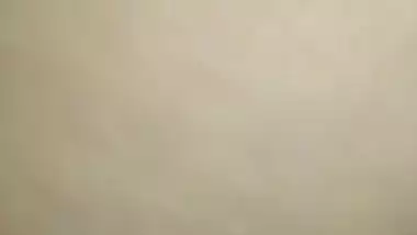 Man films his India girlfriend showing off XXX parts of her sexy body