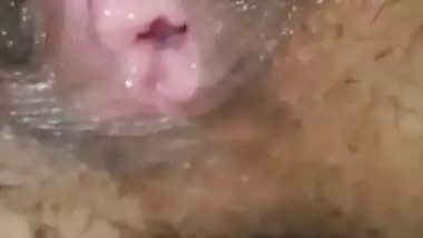 Today Exclusive- Cute Desi Girl Boobs And Pussy Video Record By Lover