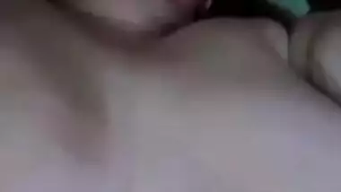 Homemade Desi video of chubby Paki wife taking XXX dick into mouth