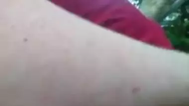 outdoor aunys ass play aunty smocking n sitting on his lap