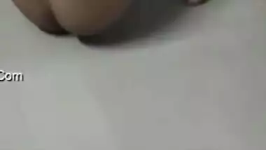 Skinny Desi maid prefers doing the house being nude for XXX video