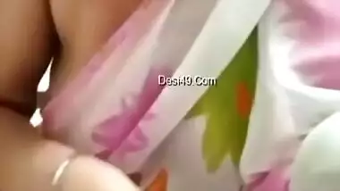 Tamil Girl Fingering Her Pussy