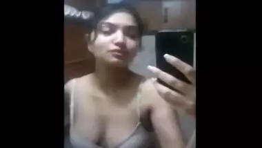 Desi Girl exposes herself and records for BF