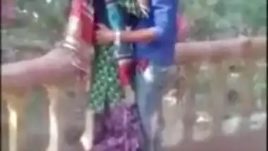 Indian cheating wife kissing stranger man on the street, mms sex video
