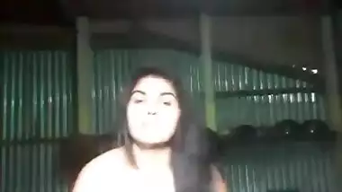 Beautiful Desi hot girl Show