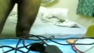 Kuwari bhanji ke mama se chut chudai ki latest Hindi blue film