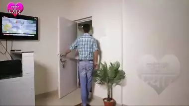 Kam Mangne Aayi Ladki Ko Sir Tabke Pe Ghodi Bnakar Choda With Hot Indian