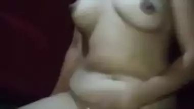 Today Exclusive- Desi Bhabhi Nude Video Record By Hubby