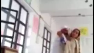 Old teacher fucked his student mom to help daughter! Desi MMS video