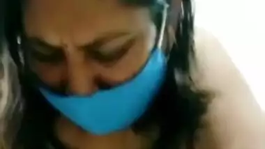 Desi bhabhi Saavi fucked by young boy