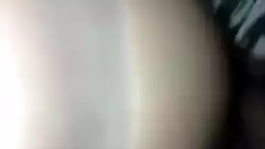 Desi girl with tattooed hands holds the sex camera to film her XXX body