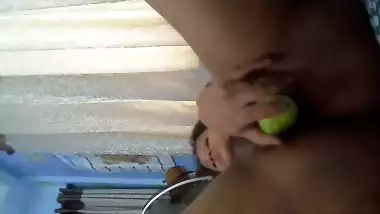 Big cucumber desi masturbation video