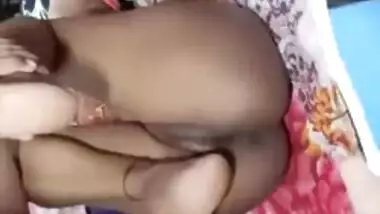 Lustful Bhojpuri Desi maid's wet XXX twat is drilled by her partner