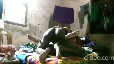 MMS video of horny devar fucking Desi Bhabhi in XXX missionary pose