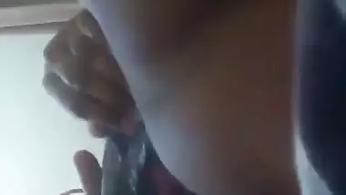 Lahore milf shows her naked milk tanks in Pakistani porn